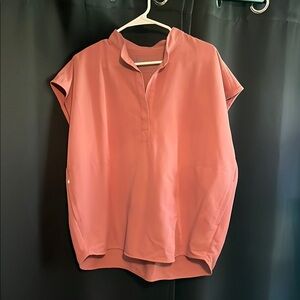 Figs Women's Blouse in Soft Pink